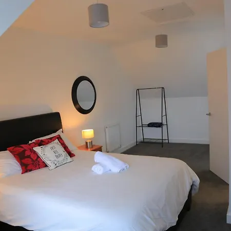 Beautiful New Family Leeds (West Yorkshire)