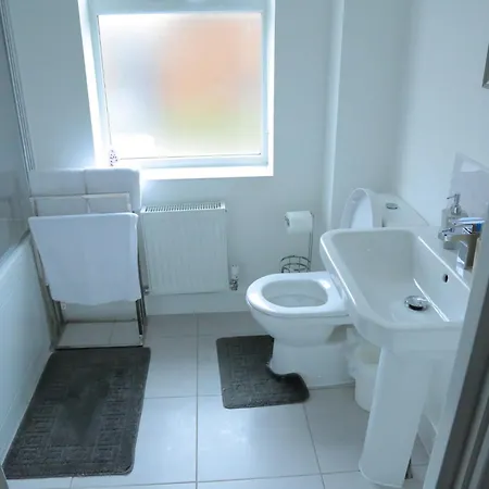 Semesterbostad Beautiful New Family *