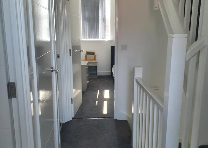 Semesterbostad Beautiful New Family *