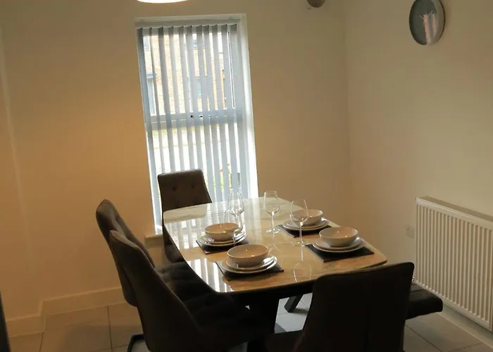 Beautiful New Family Leeds (West Yorkshire)